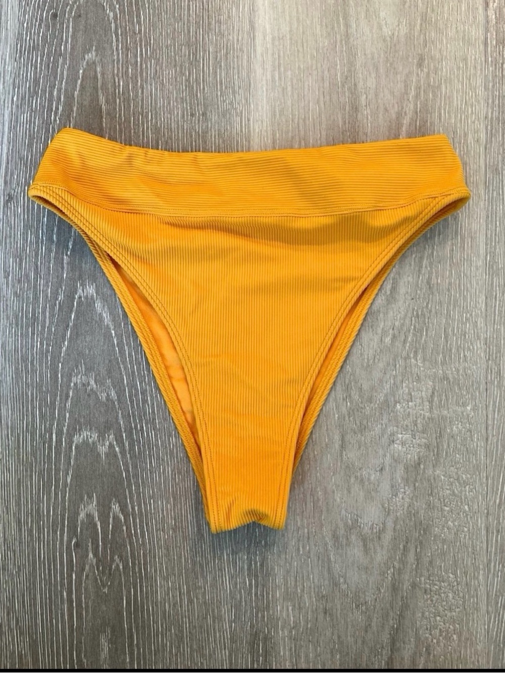 High-Waist Cheeky Abercrombie & Fitch Yellow/Orange Ribbed Bikini Bottom